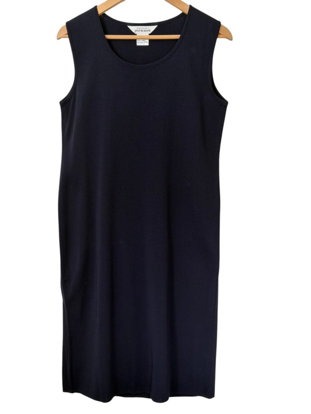 Exclusively Misook Classic Sleeveless Scoop Neck Sheath Knit Tank Midi Navy M